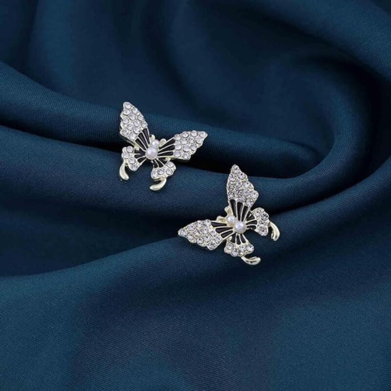 Butterfly Rhinestone Pearl Earrings. - Image 2