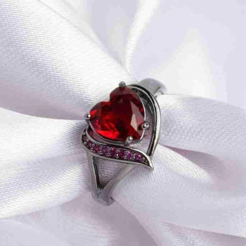 Black Plated Red Heart Crystal Ring. - Image 3