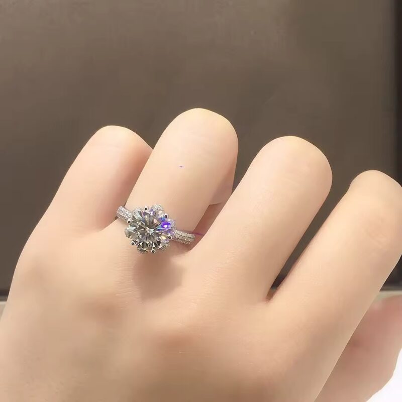 Tiffany & Co. Diamond Cluster Ring - Image 3