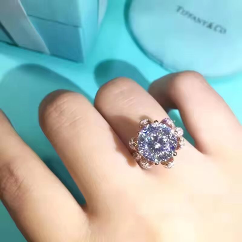 Tiffany & Co. Diamond Cluster Ring - Image 2