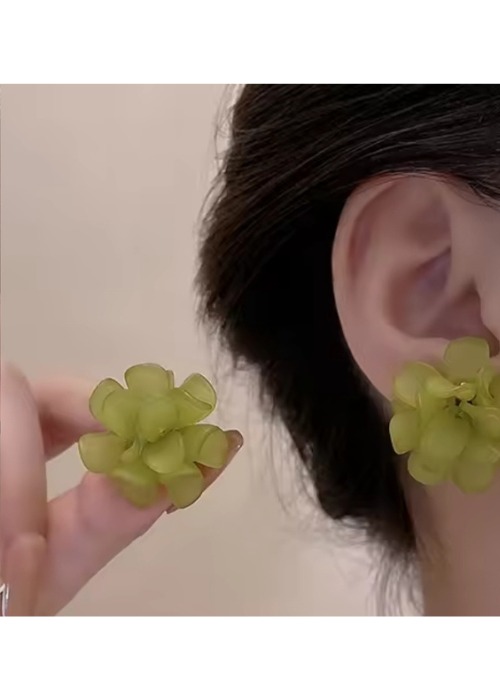 JJK 34 Green Flower Stud Earrings. - Image 2