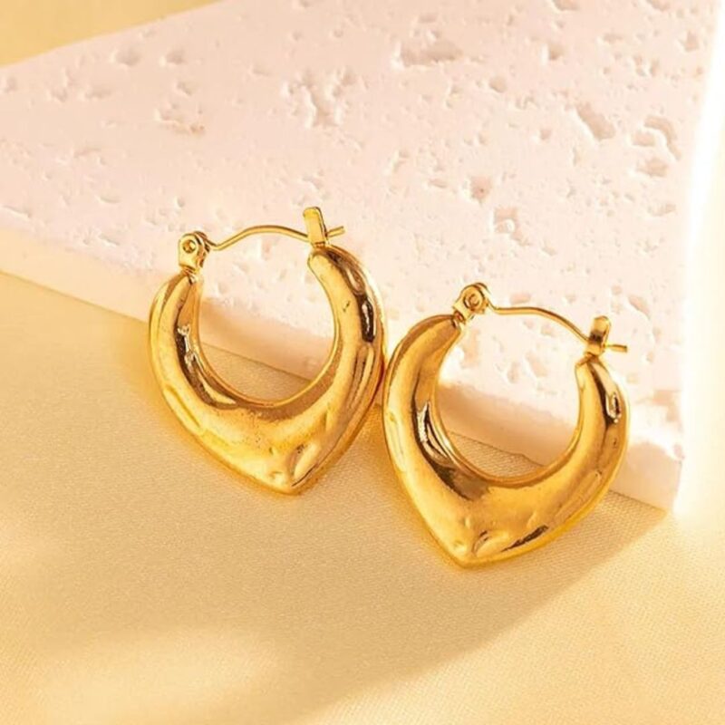 Gold-Toned Heart-Shaped Hoop Earrings. - Image 2