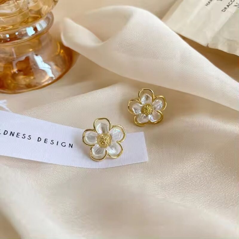 JJK 18  Trendy White Pearls Drop Hoop Korean Earrings. - Image 3