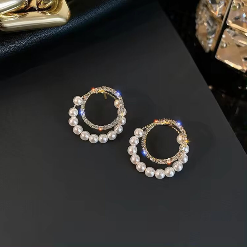 Double Circle Rhinestone Pearl Hoop Earrings.
