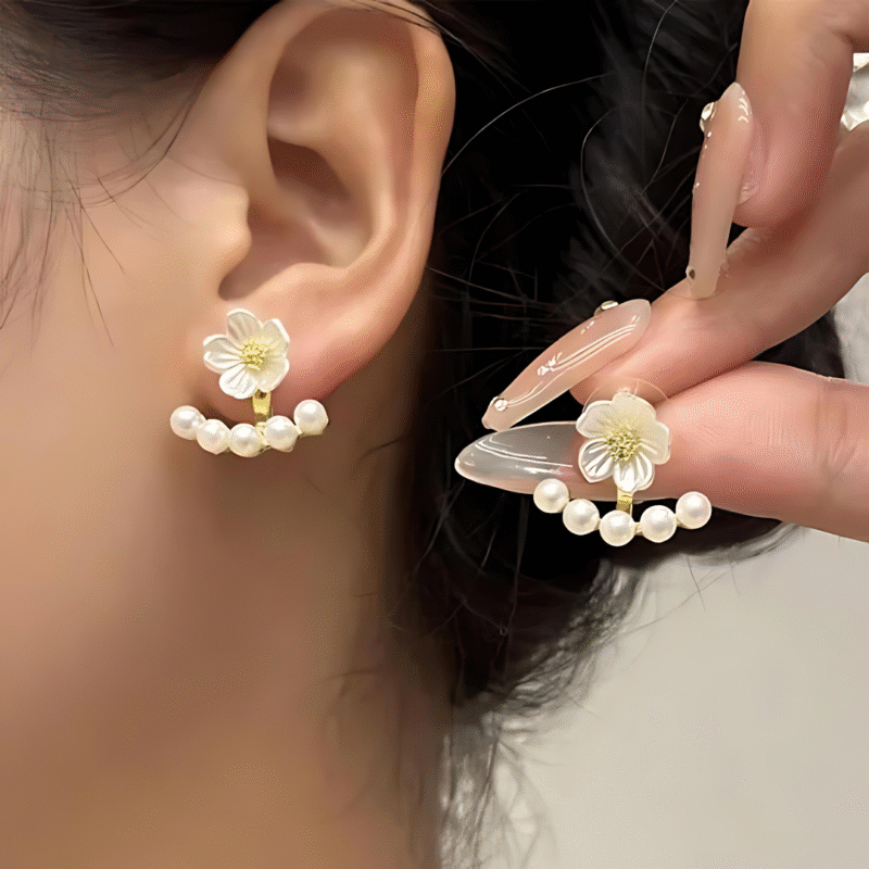 JJK 63 NEZE Floral Pearl Stud Earrings - Image 2