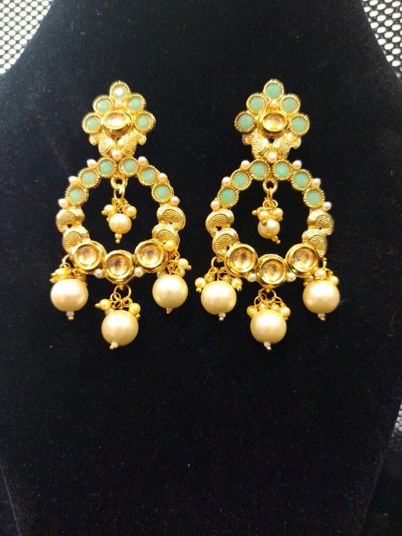 Kundan Chandbali earrings,