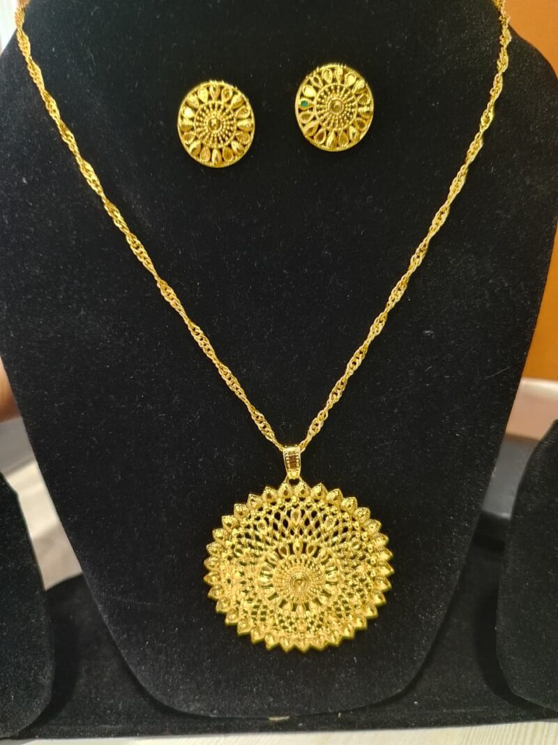 gold-plated pendant set