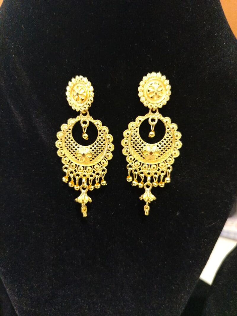gold jhumka earrings, - Image 2