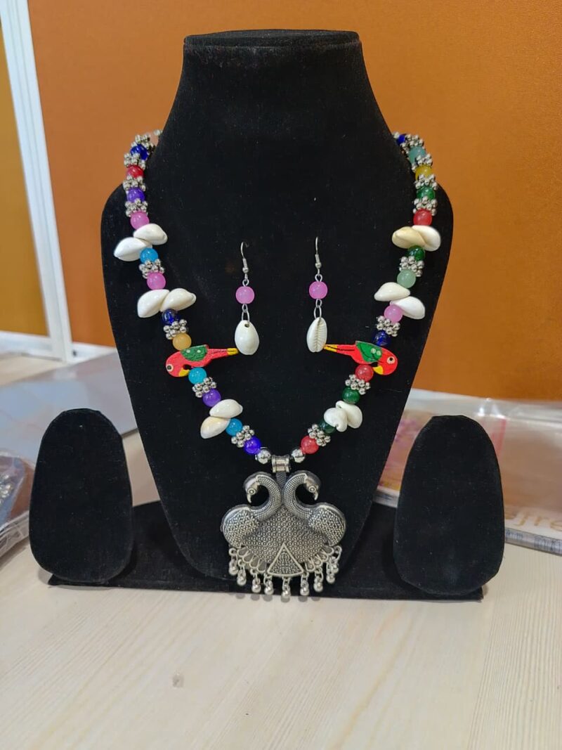 Handmade Tribal/Boho Necklace and Earring Set - Image 2