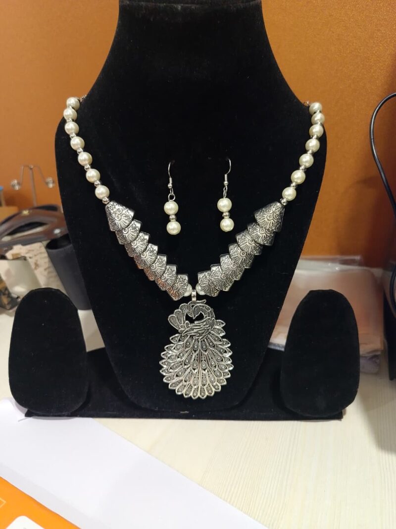 Feminine Classy Silver Plated Alloy Jewellery Set Combo For Women