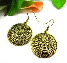 Outstanding gold earrings