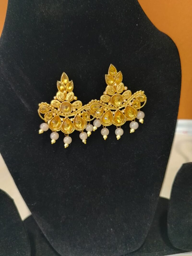 Chandbali earrings - Image 3